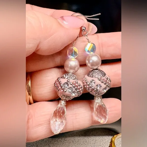 Elegant Silver and Pink Beaded Earrings Indonesian feel - Picture 1 of 7